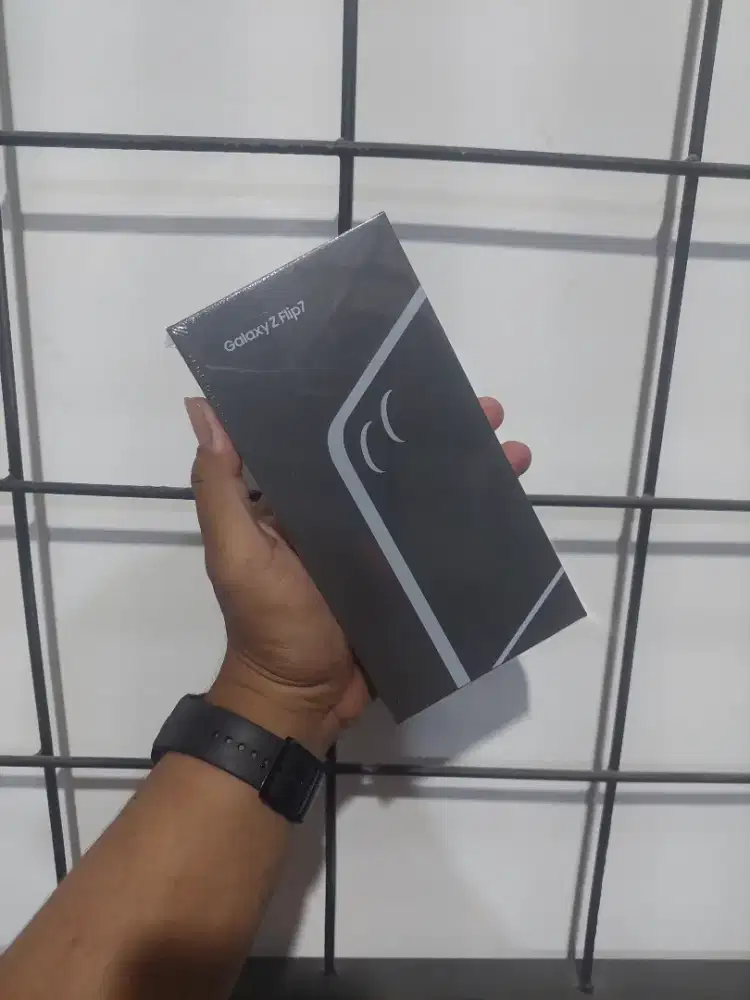 PROMO CASHBACK !! Samsung Galaxy Zflip 7 Ram 12/256