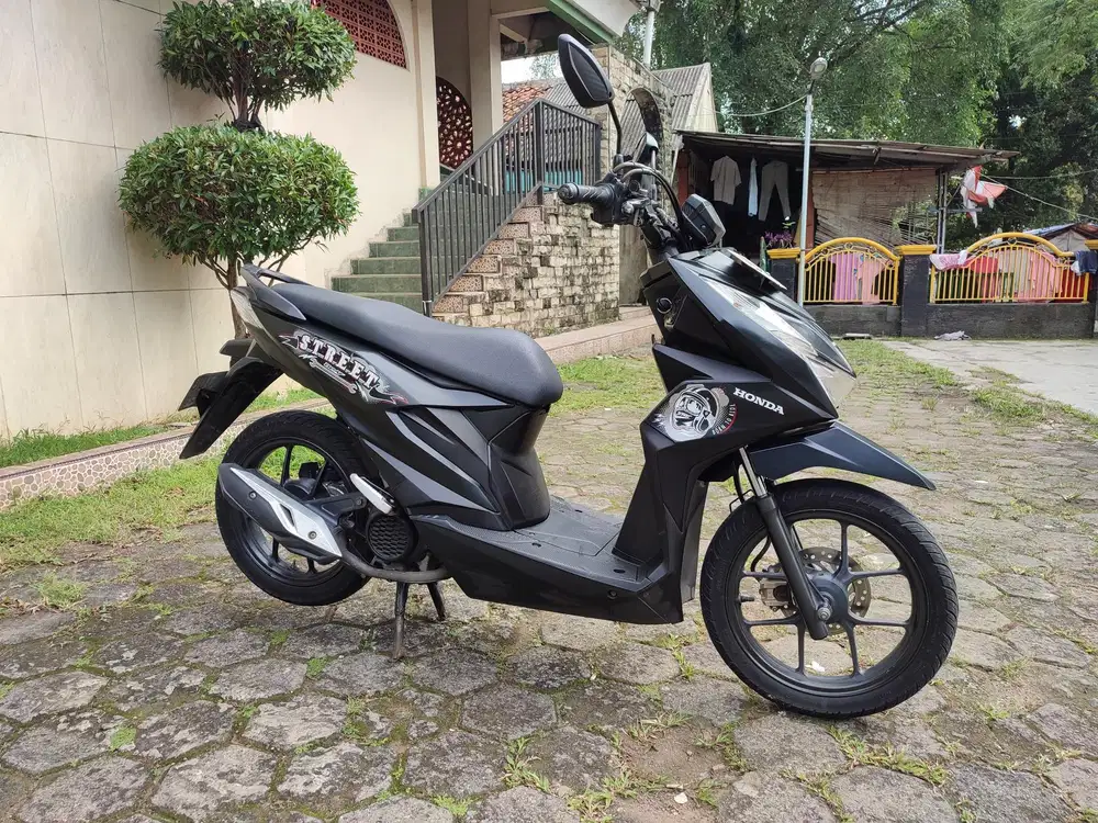 HONDA BEAT STREET  TAHUN 2023 TOP