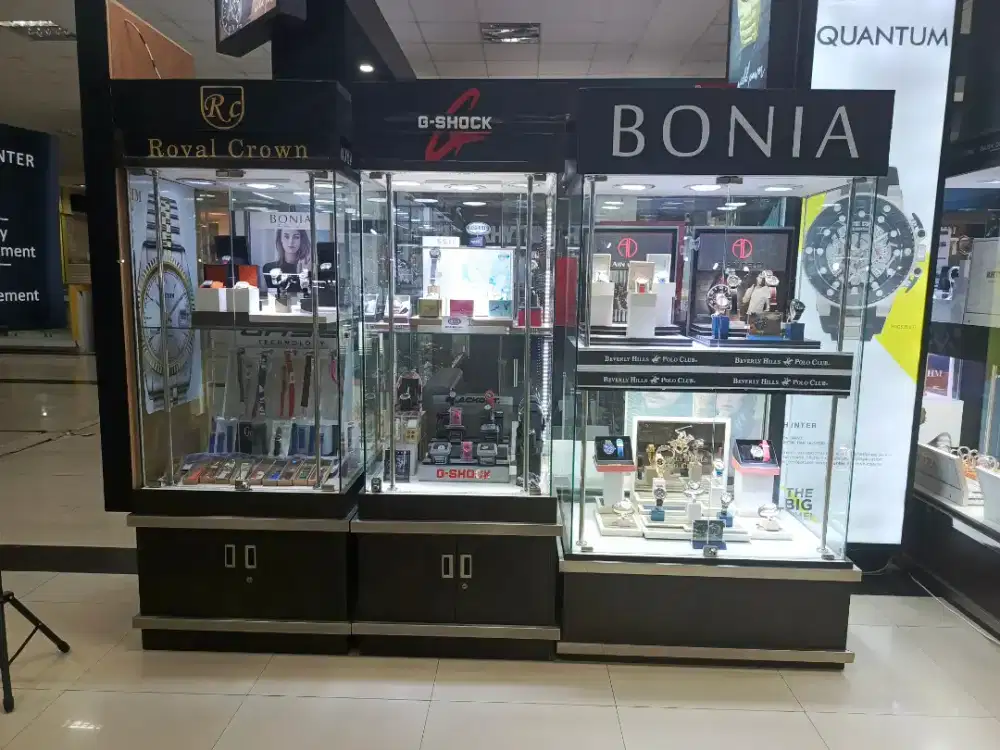 Dijual Etalase 3pcs Display Tower Keren banget bisa buat JAM OPTIK DLL