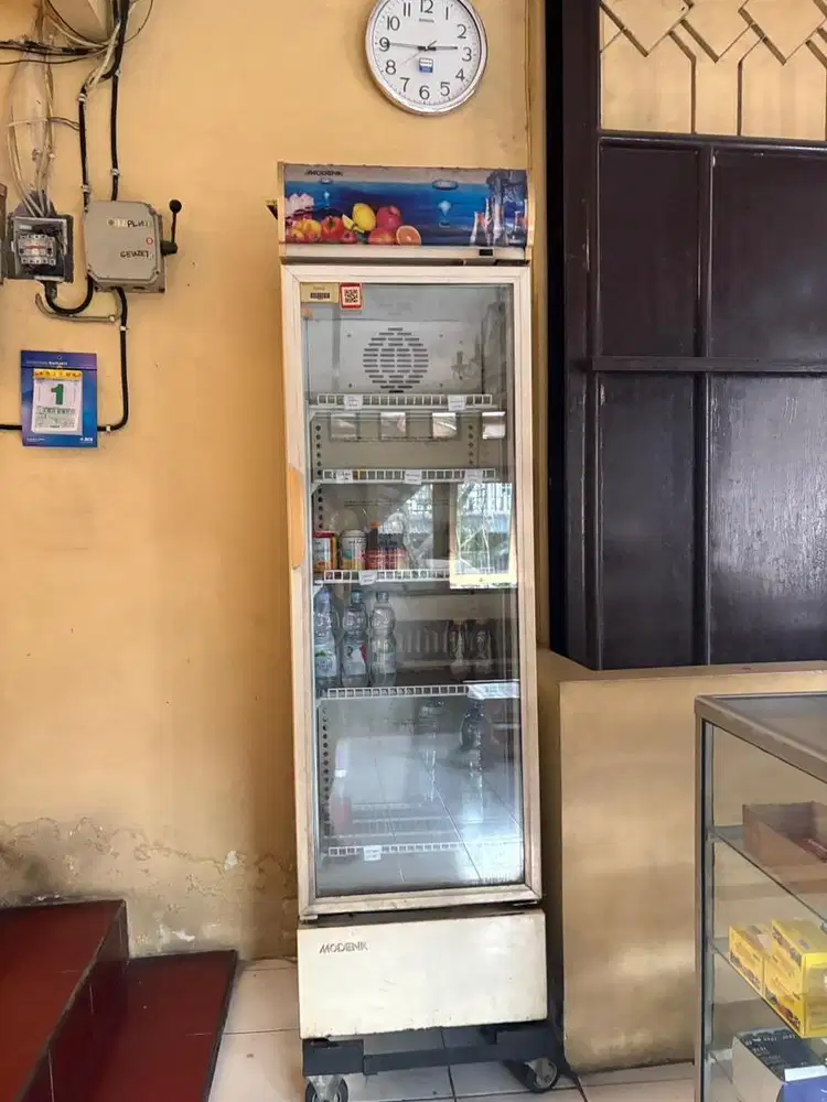 Showcase Modena bekas