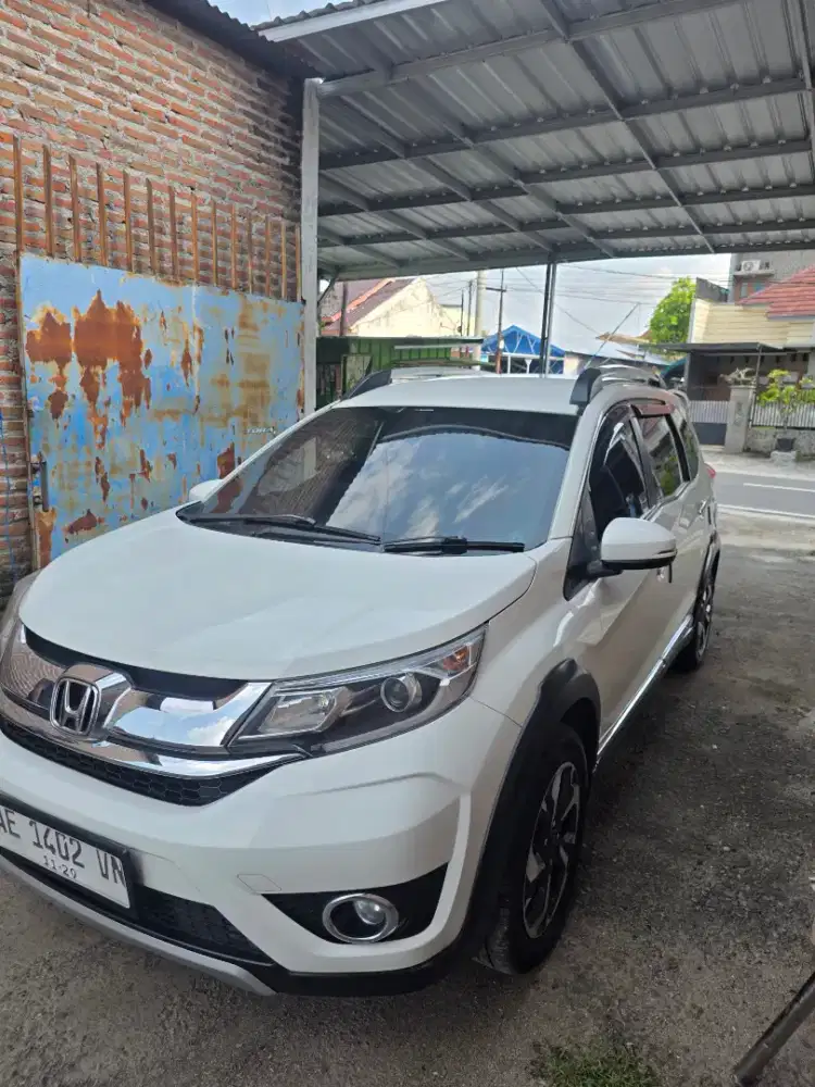 BRV E MT 2016.MOBIL BAGUS.