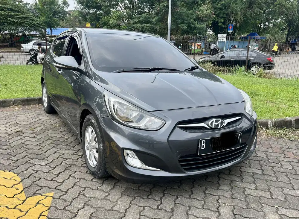 Hyundai Grand Avega AT 2012 Abu