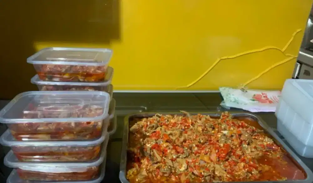 Cari Wanita usia Mak 55 thn. tukang masak