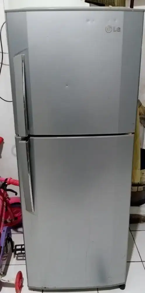 Kulkas LG 2 pintu