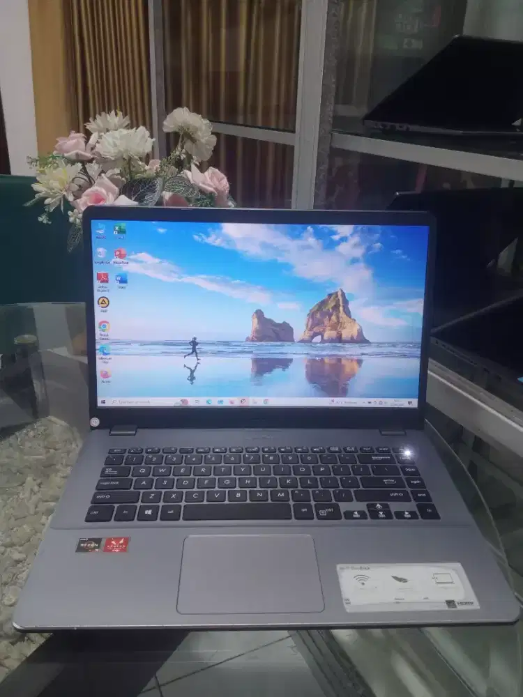 laptop asus x505z ryzen 5 2200U ram 8 Ssd 256