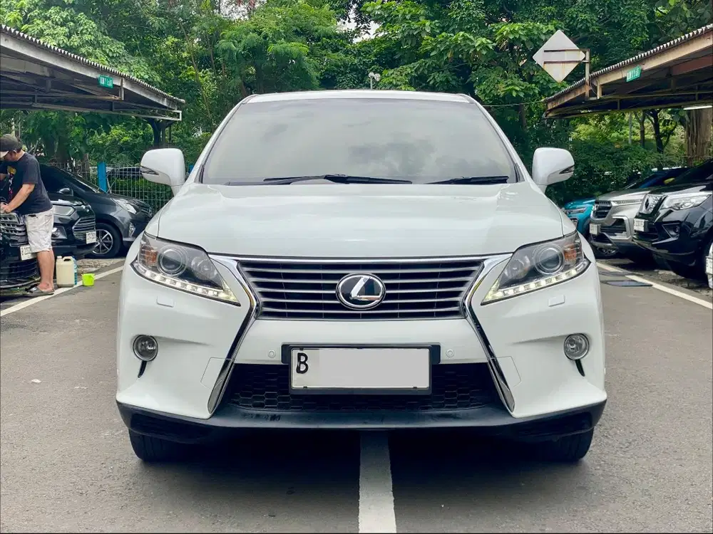 Lexus RX270 AT PUTIH 2013