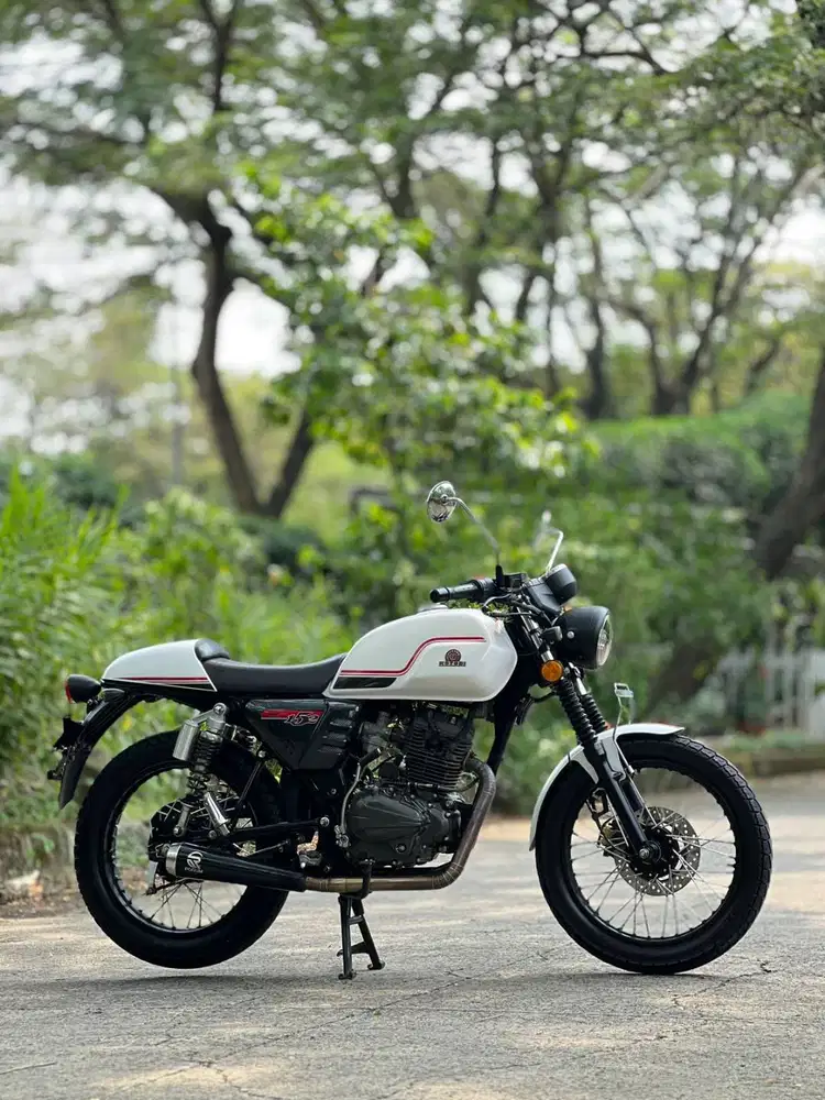 BENELLI MOTOBI 152 PUTIH 2024 KM LOW PAJAK PANJANG SUPER MULUS