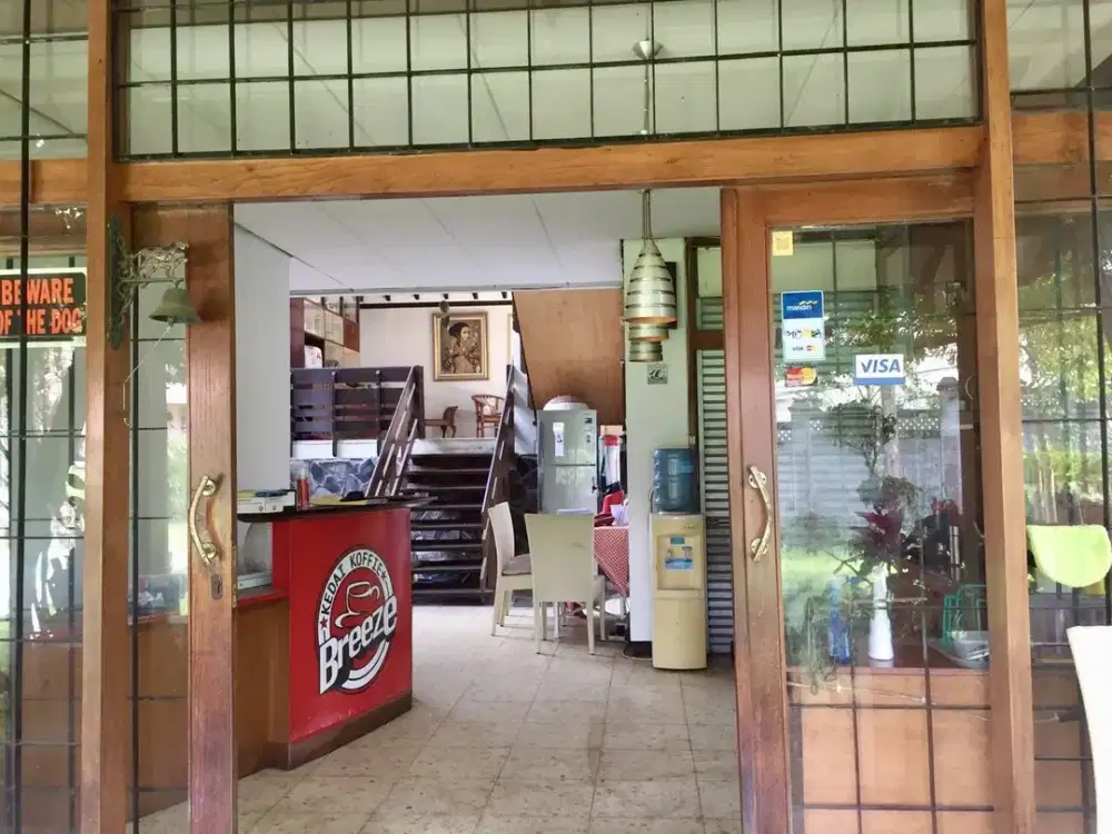 Dijual Rumah Besar Strategis dekat Kampus UPI Cipaku Setiabudi