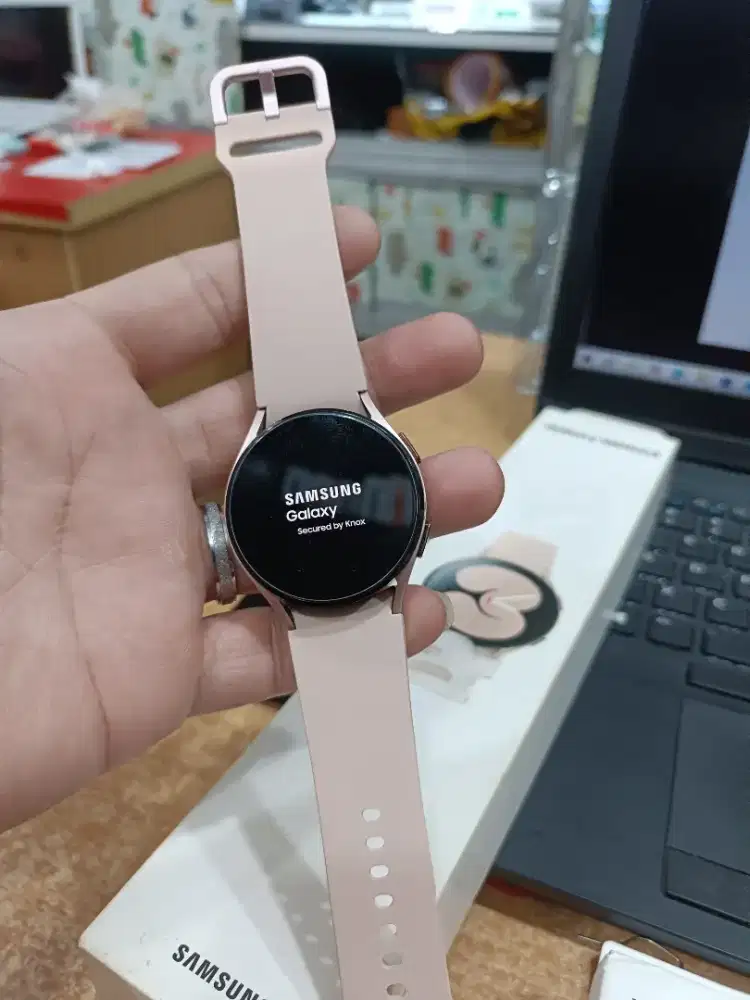 Samsung Watch 4 40mm mulus banget fulset resmi Sein no minus!!