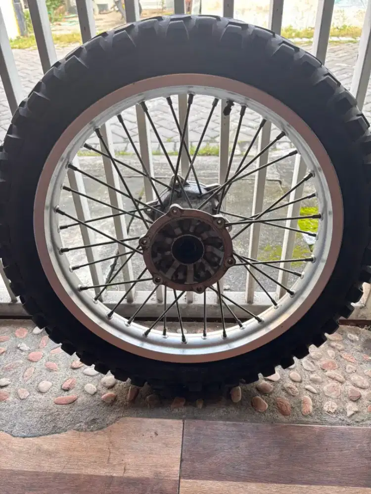 Set Velg FREE Ban