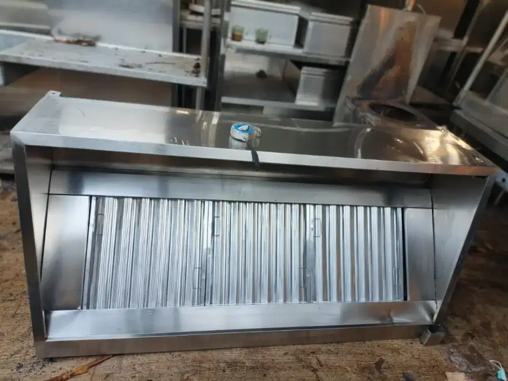 Hood Stainless + Lampu + Filter Baru – Siap Pakai