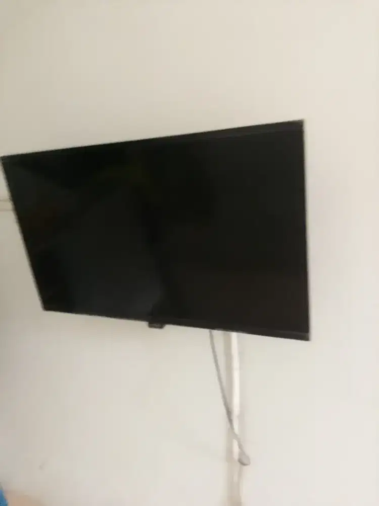 Jual cepat murah AC dan tv kondisi ok BU hari ini