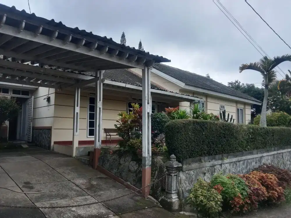 Murah !! DIJUAL VILLA DI GREEN APPLE CIPANAS PUNCAK