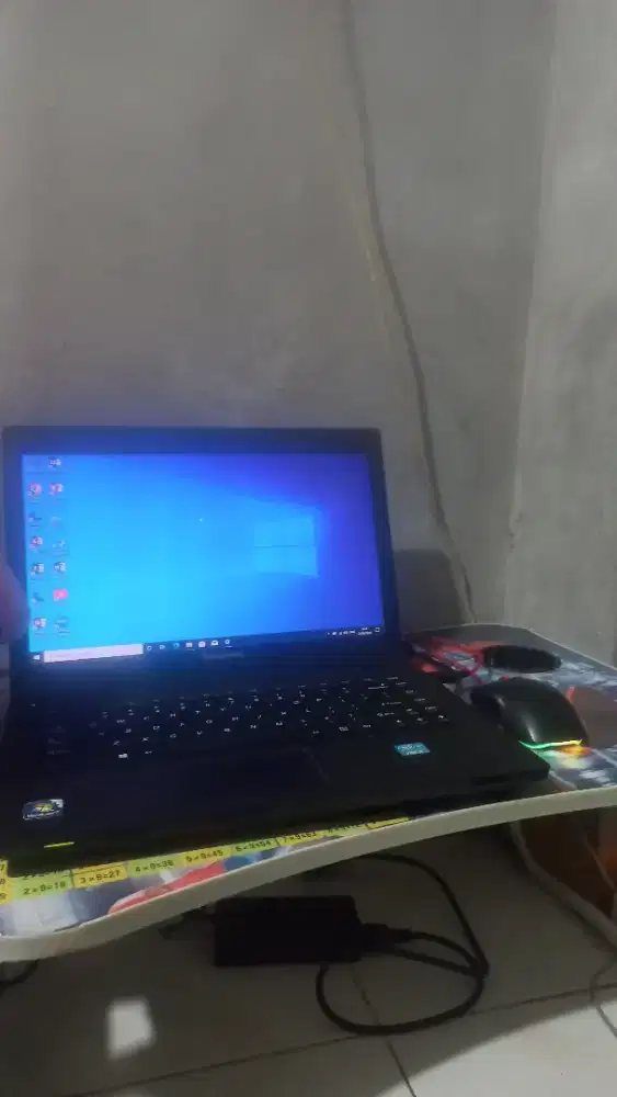 Laptop lenovo B490 Intel Core i5-3230M (Generasi 3 / Ivy Bridge)