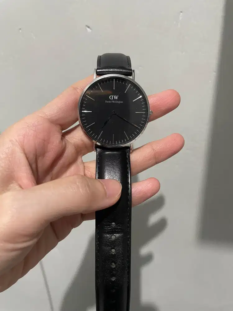 Jam Pria DW ori store