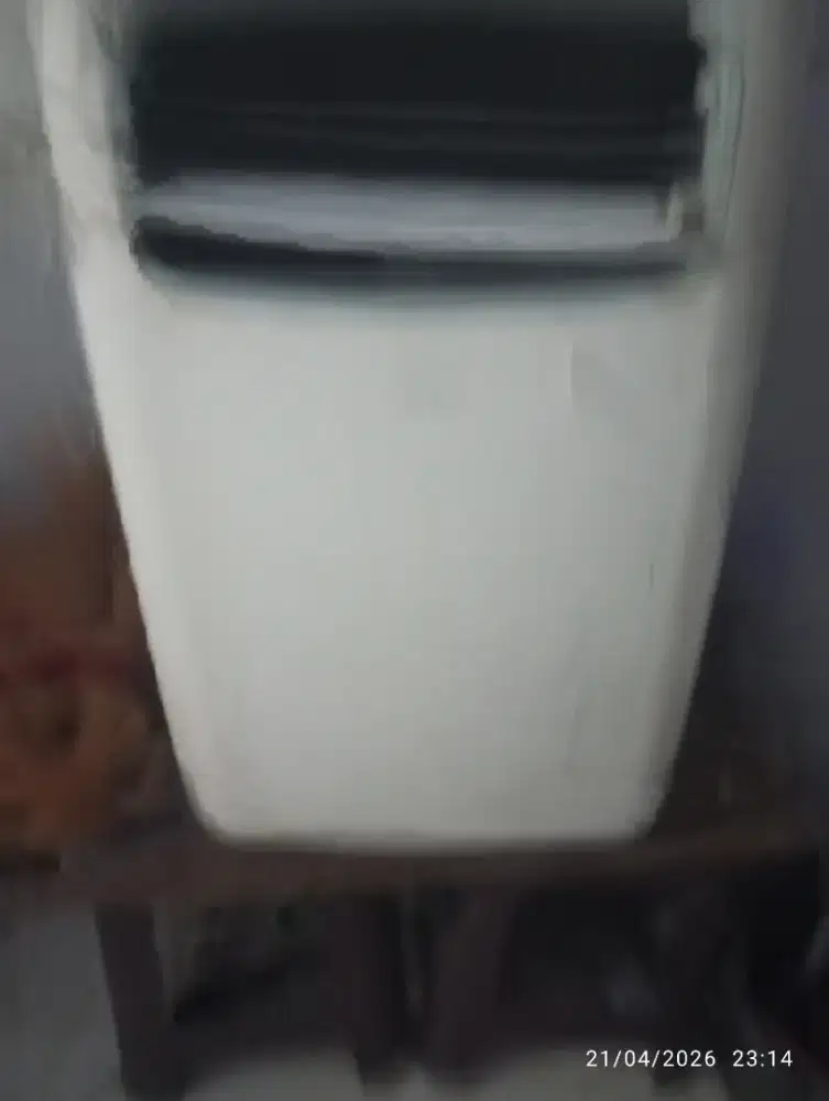 Di jual ac portable merek midea