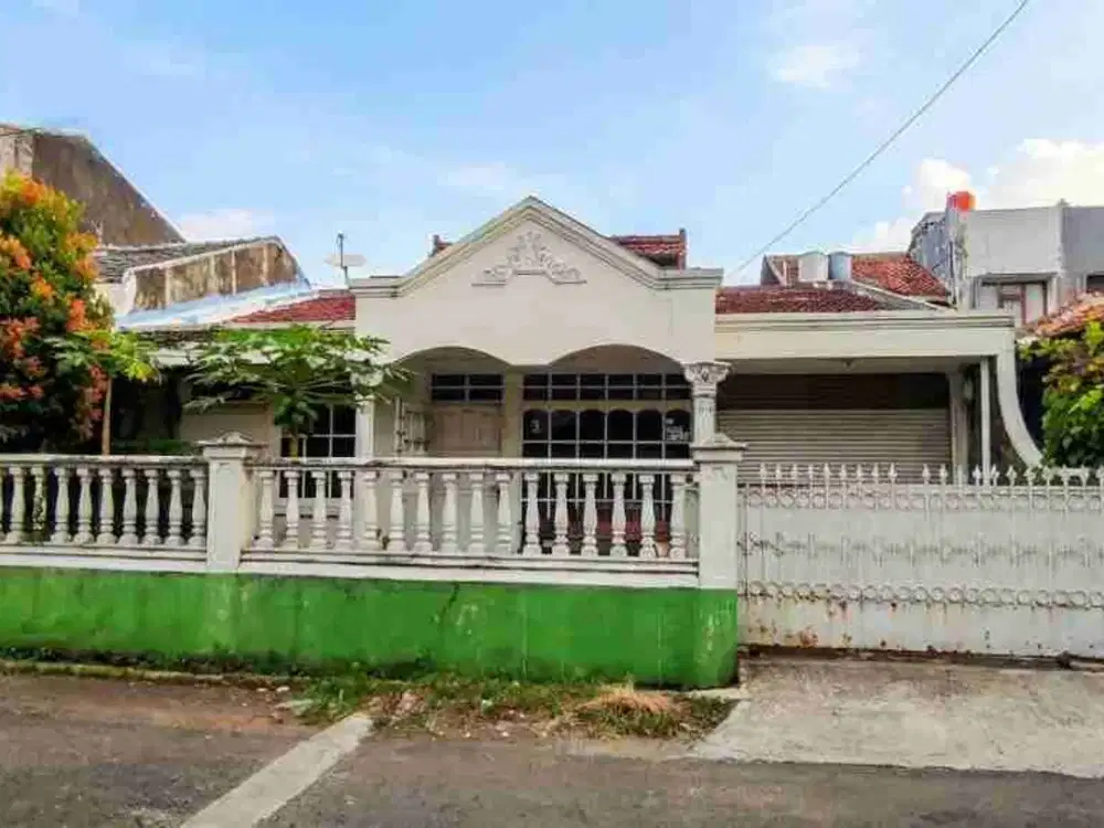 Jarang Ada! Rumah Hitung Tanah di Sayap Turangga - Lokasi Super Strategis!