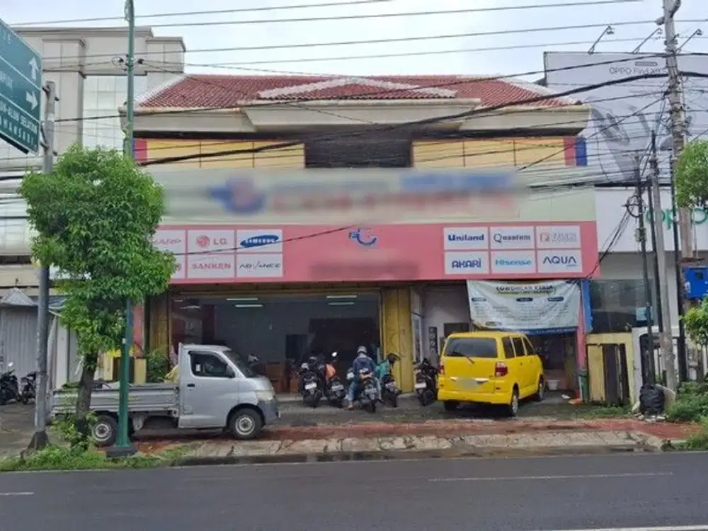 Ruko Luas 300 Meter Persegi di Pusat Kota Jogja Cocok untuk Bank, Kantor, & Retail, Suryodiningratan, Mantrijeron
