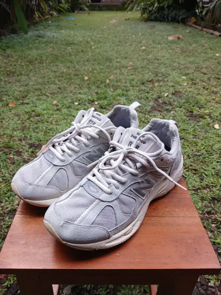New Balance 878 Light Grey