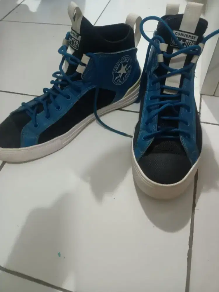 Sepatu All star Taylor Chuck white and blue