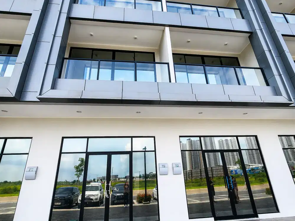 Ruko Brand New Mega Kuningan PIK 2 81m2 4,5x18 3LT Siap Pakai