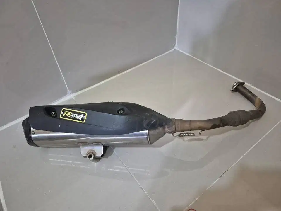 Knalpot rob1 adv 150