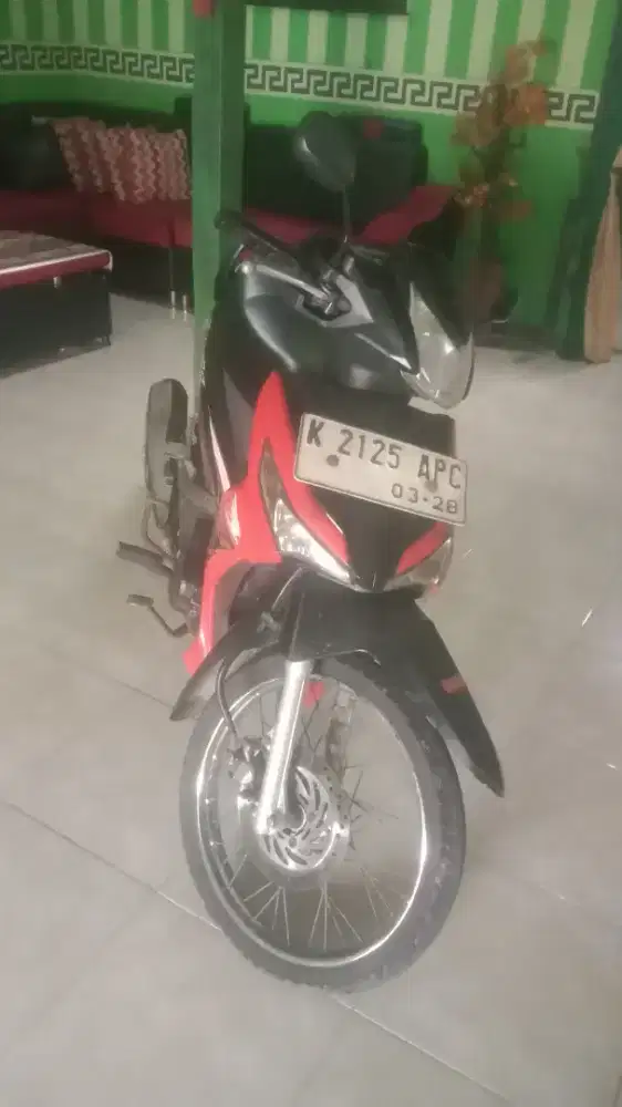 Honda Supra'x 125 merah (K) 6,5jt