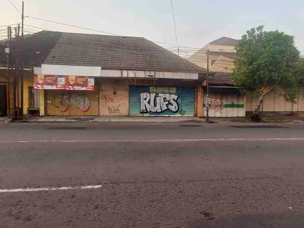 Ruko Dekat Masjid Syeikh Zayed Hitung Tanah luas 245m² ideal