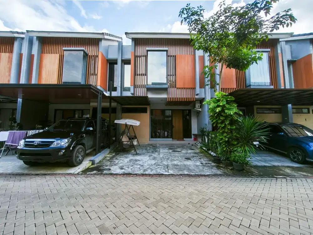 Rumah Terawat 3 KT Akses Dekat RS Hermina Serpong Hadap Utara J-39801