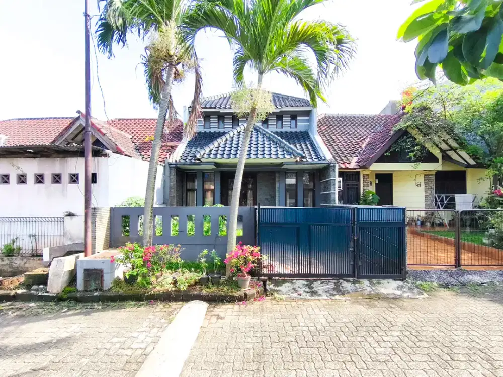 Rumah 5 Kamar Tidur SHM 15 Menit ke Gerbang Tol Serpong 5 J-46573