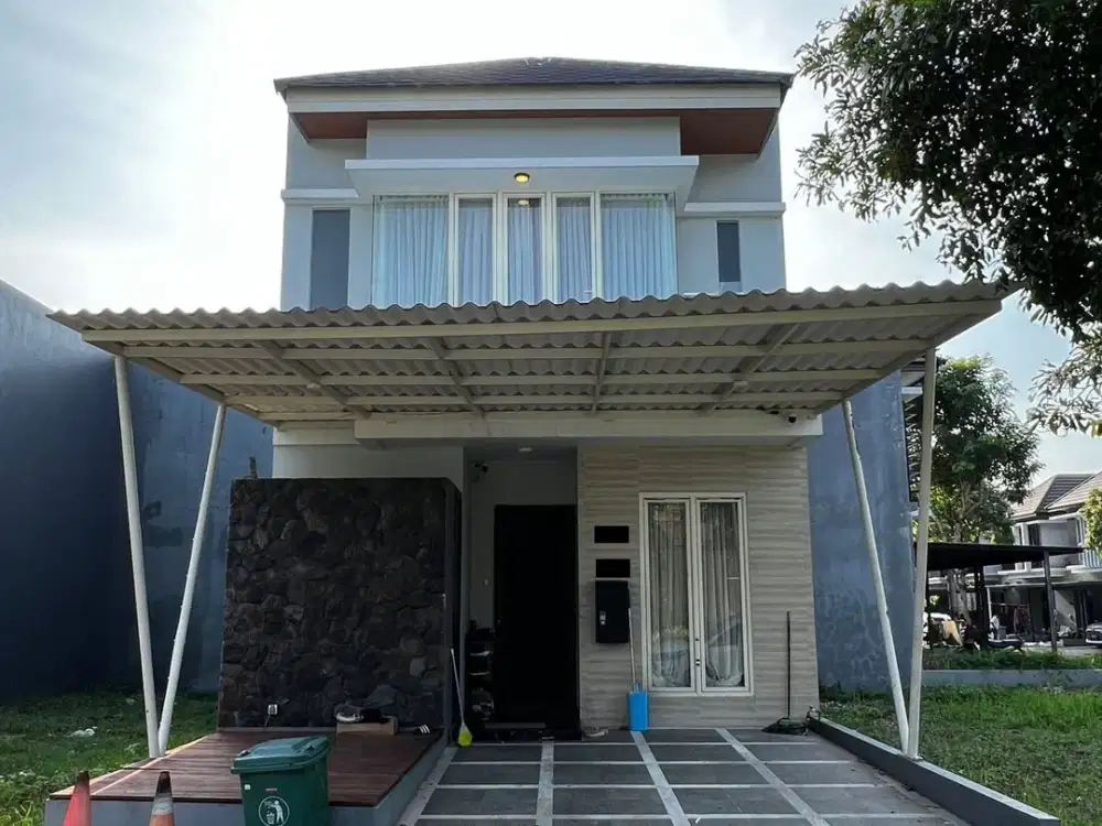 Full Furnished  Rumah 2 Lantai di Graha Natura