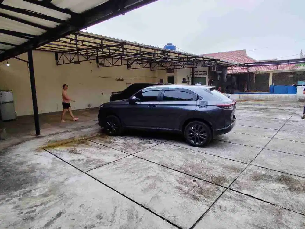 Disewakan Rumah Halaman Luas + Gudang – Dasana Indah (Seberang Gading Serpong)