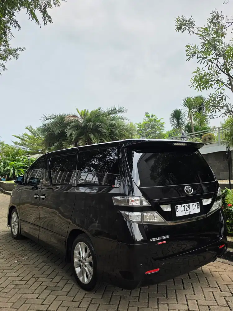 Toyota Vellfire 2010 Bensin