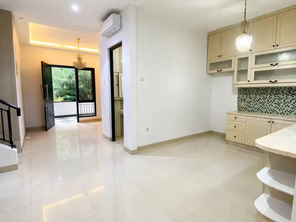 Rumah Dianella Casa Jardin 8x15 120m2 3+1KT Siap Huni Semi Furnished