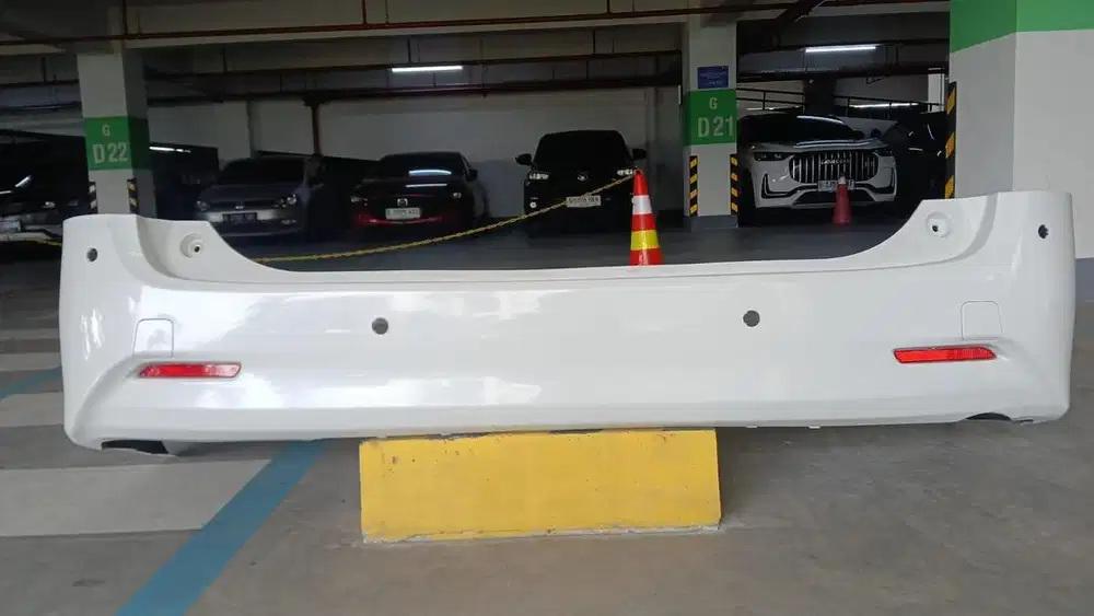 Bumper Belakang Vellfire ANH30