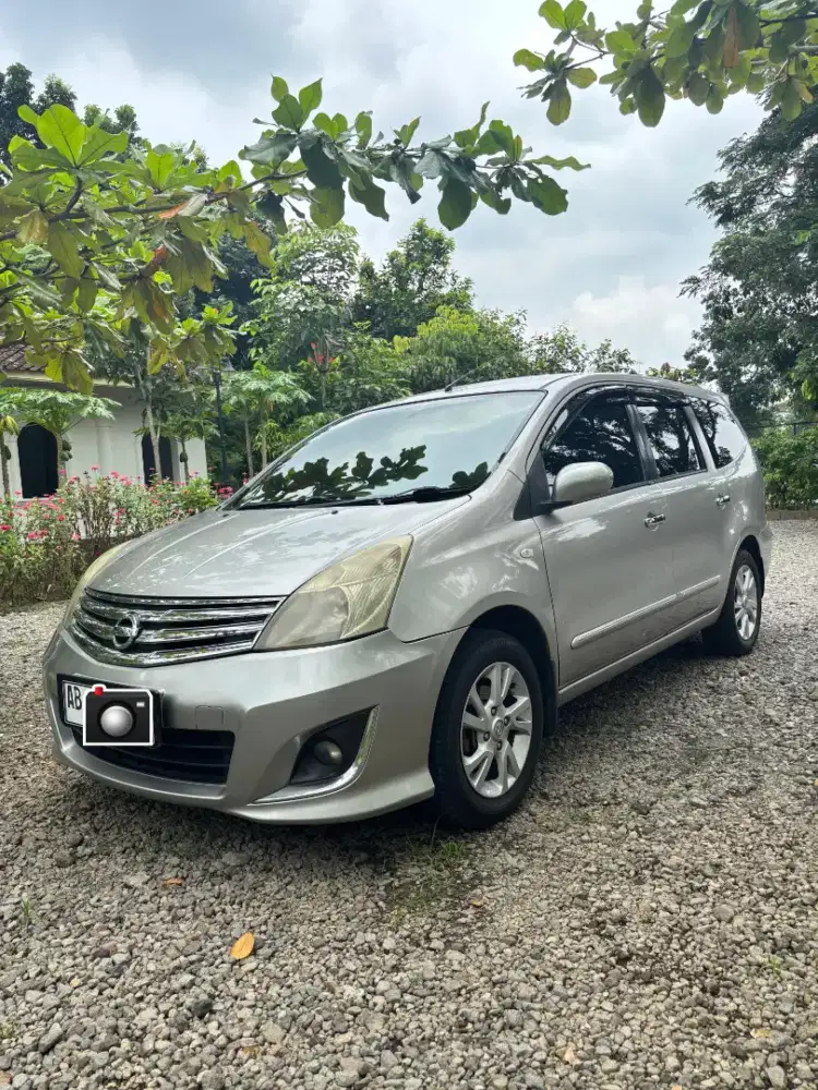 NISSAN GRAND LIVINA 1.5 XV MANUAL TRANSMISSION CASH