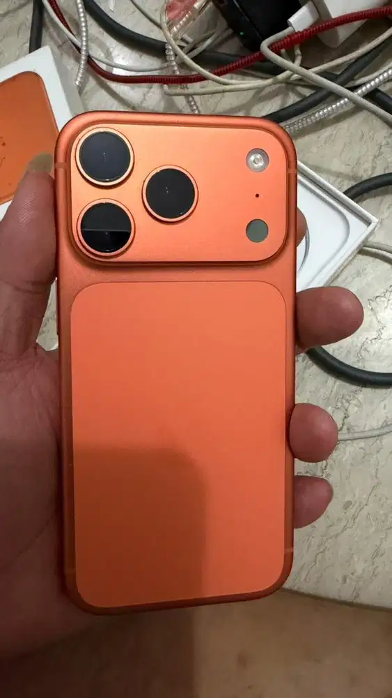 Iphone 17 pro 256 ibox grs 7 bulan