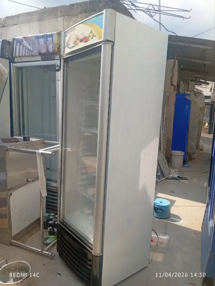 Showcase 1 Pintu Sansio – Kapasitas Besar dan Siap Pakai