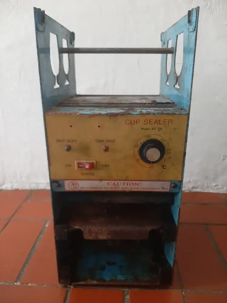 Mesin Cup Sealer