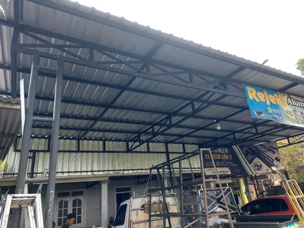 Kanopi canopy baja ringan