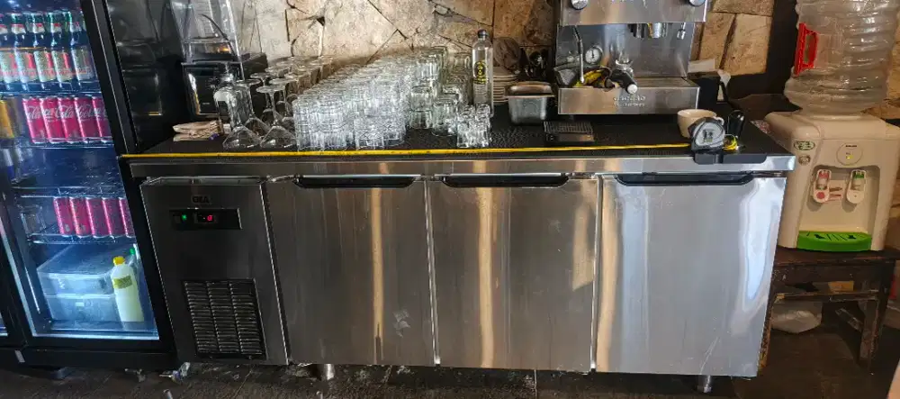 Kulkas Undercounter 3 pintu baru