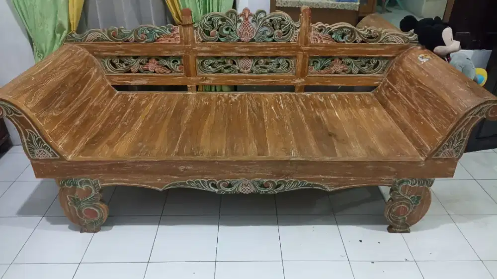 Sofa jati model madura