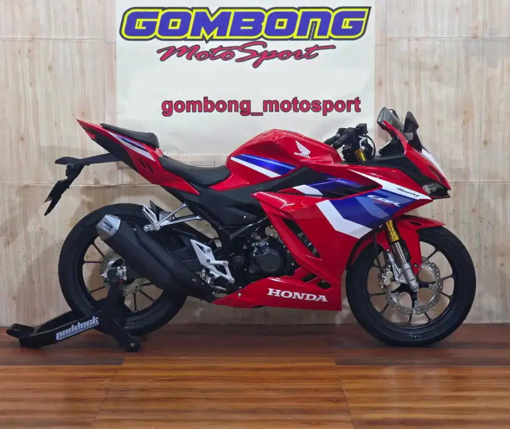 HONDA CBR 150R TRICOLOR 2026 . LIKE NEW