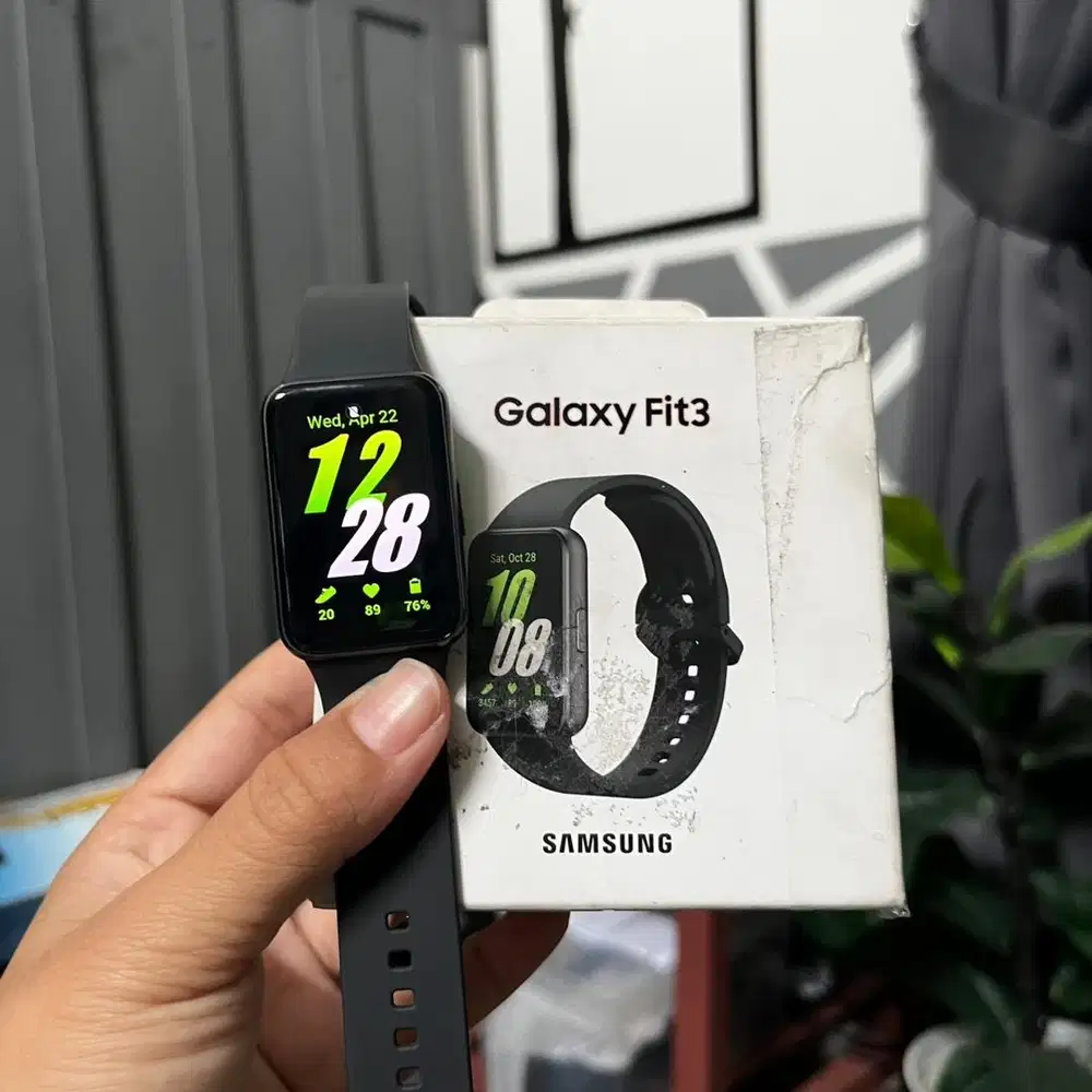 Samsung galaxy fit 3 lengkap mulus