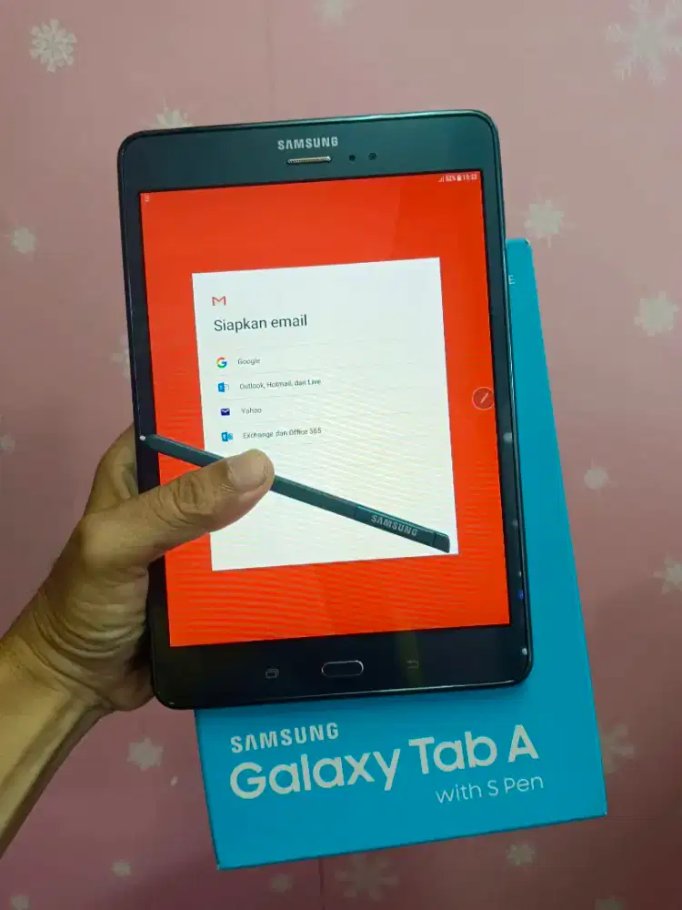 Samsung Tab A with S Pen ram 2/16
Tablet dan dus