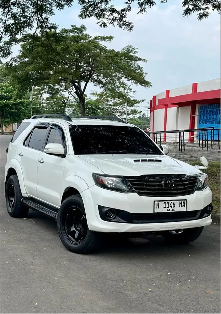 Toyota Fortuner 2012 Diesel