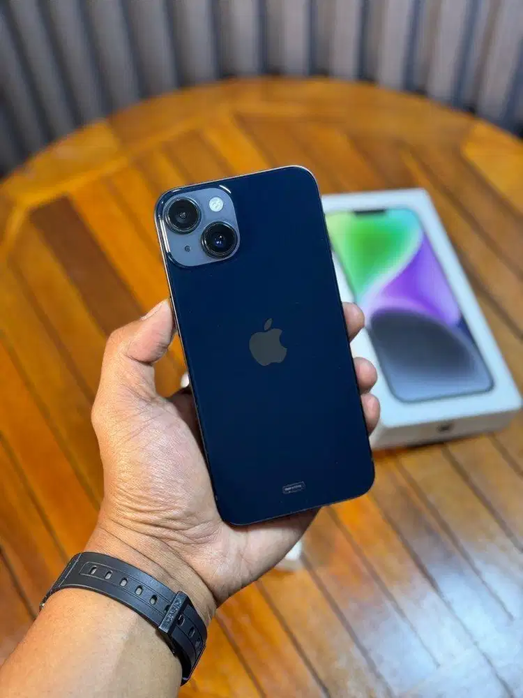 iPhone 14 128 Gb Midnight Ex iBox On Garansi Bulan 02-2027