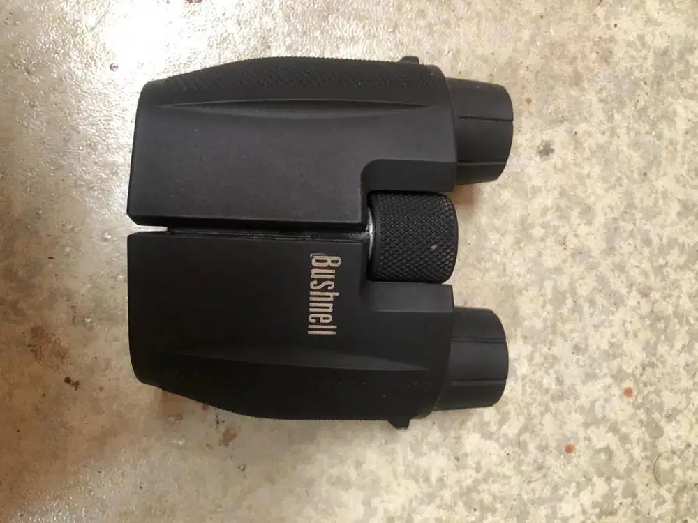 Teropong Bushnell 10x25