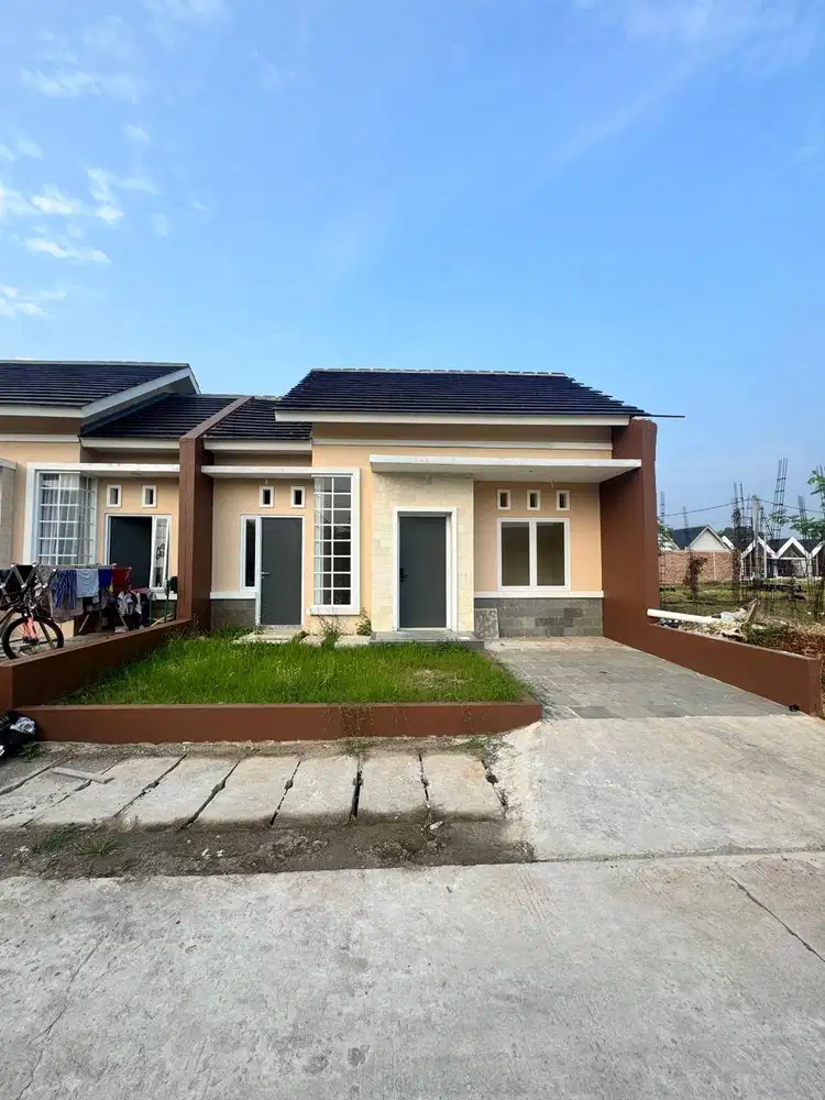 RUMAH FULL FURNISHED DEKAT FASUM – POSISI HOOK NO. 1 TERDEPAN!