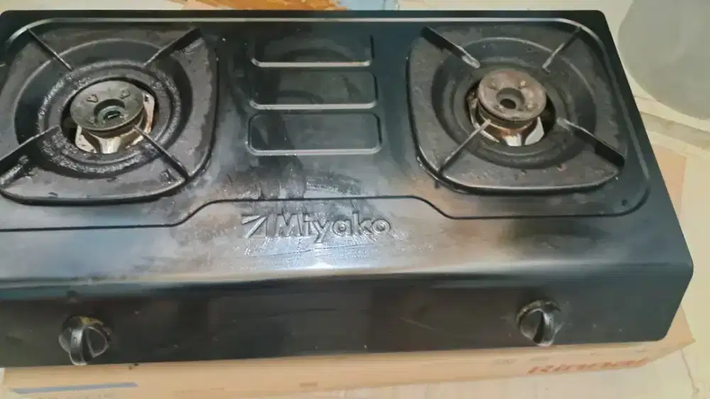 Kompor miyako 2 tungku